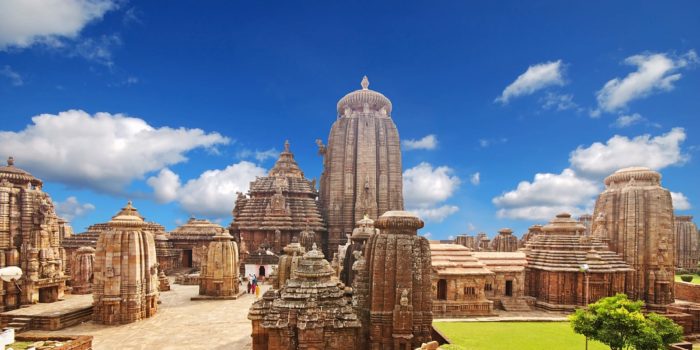 bhubaneswar-lingaraja-temple-14830474813-orijgp
